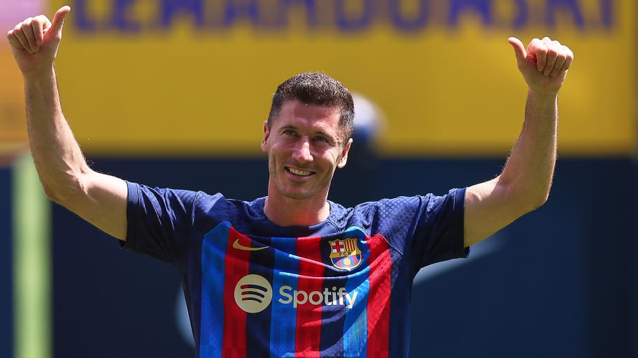 Barcelona confirm Robert Lewandowski's shirt number