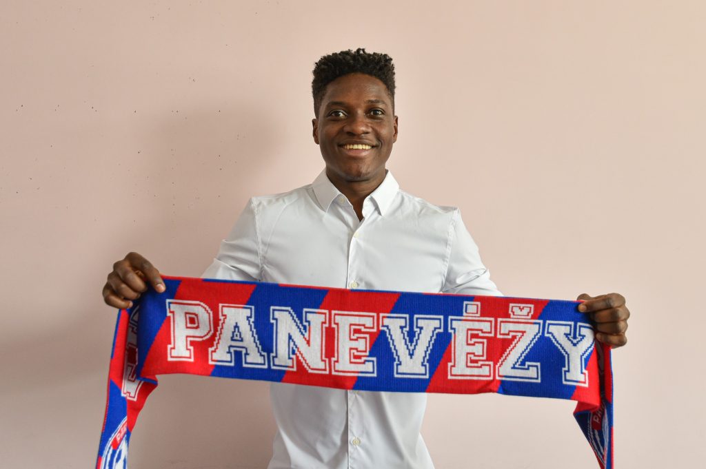OFFICIAL: Ghanaian youngster Kwadwo Asamoah completes transfer to Lithuanian club FK Panevezys